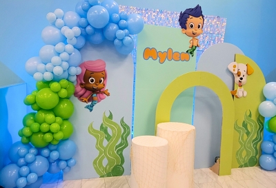 Bubble Guppies Kids Party Room Theme 